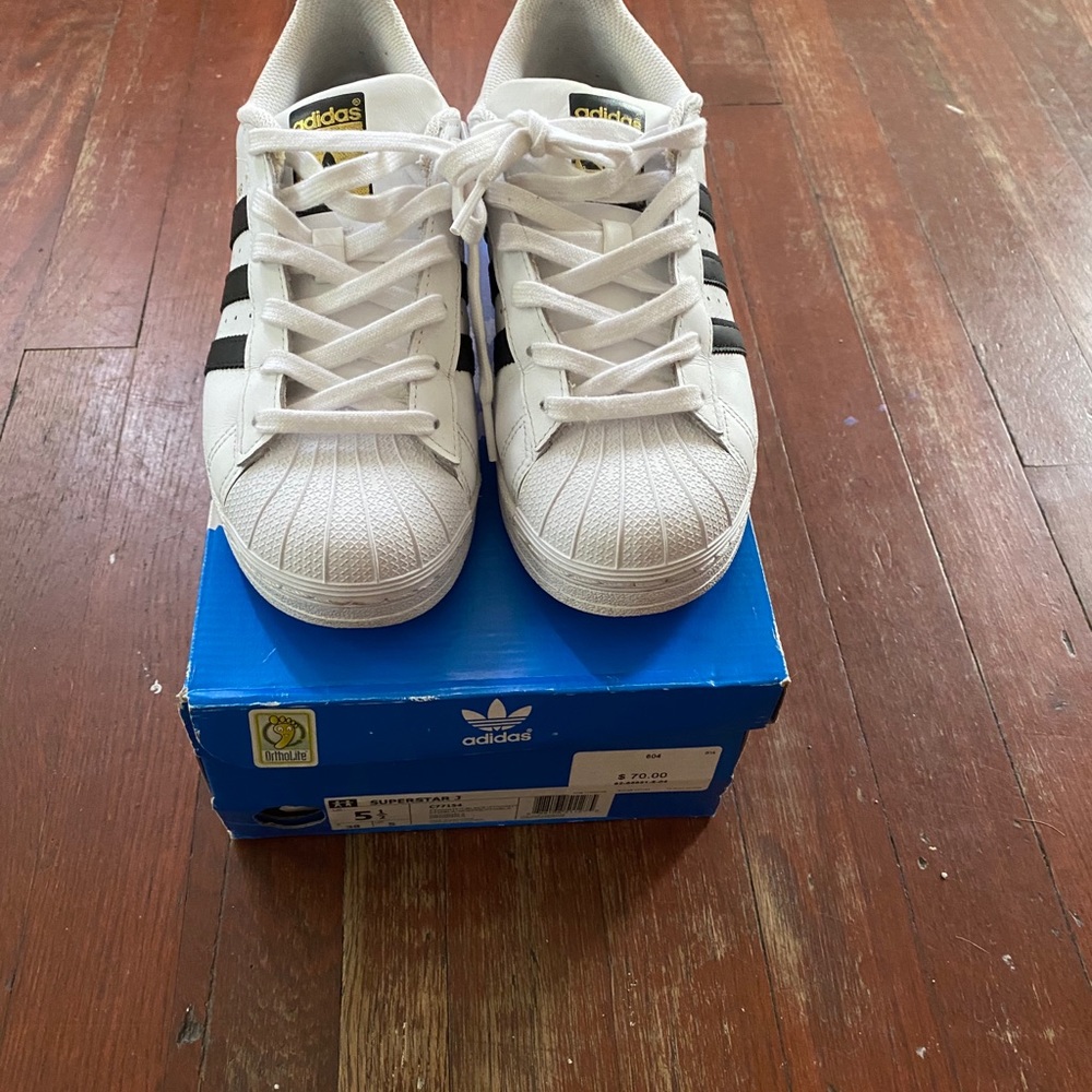 Adidas Superstar